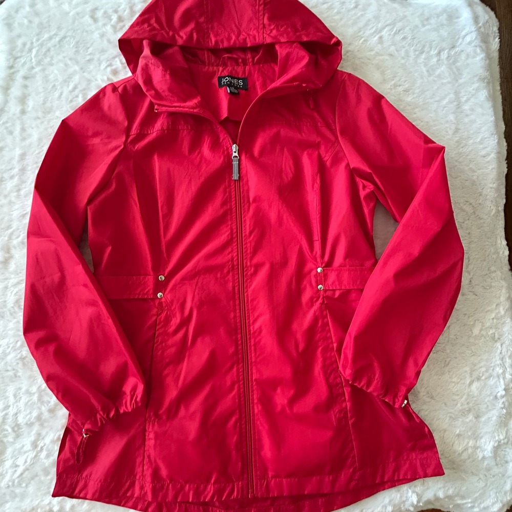 Jones New York Windbreaker Jacket Womens Large Red Excellent Hooded Lightweight